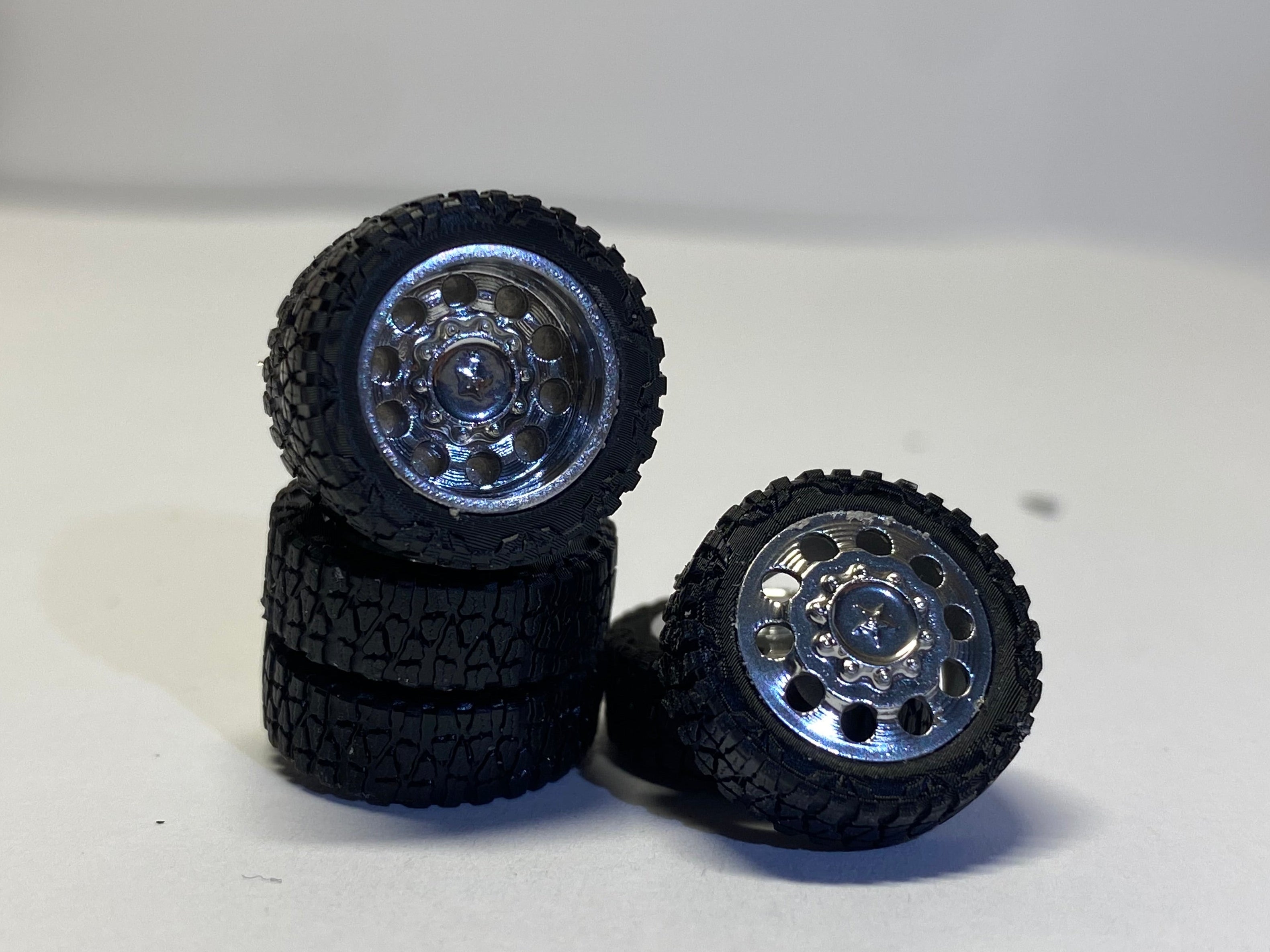 16mm American Force 10 hole dually