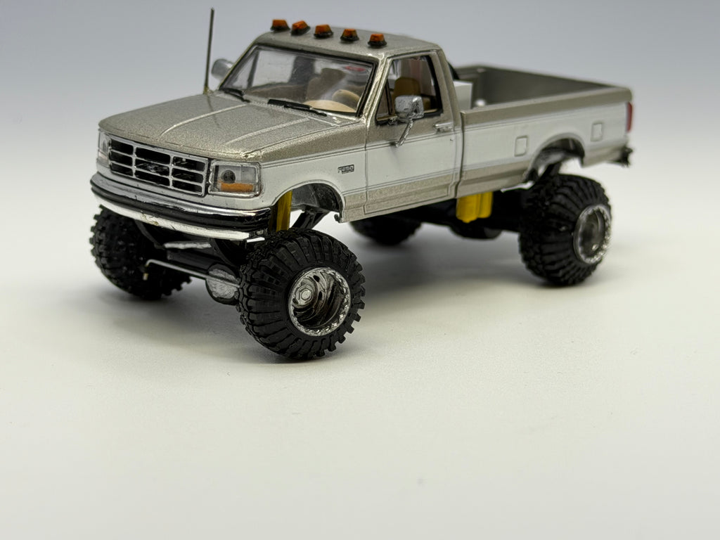 Steerable solid axle lift kit